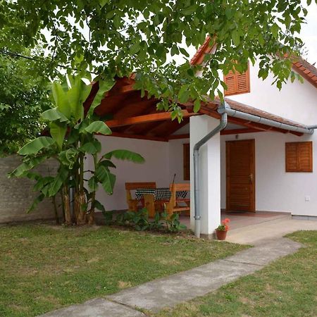 Apartment Balatonbereny 8 Exterior foto
