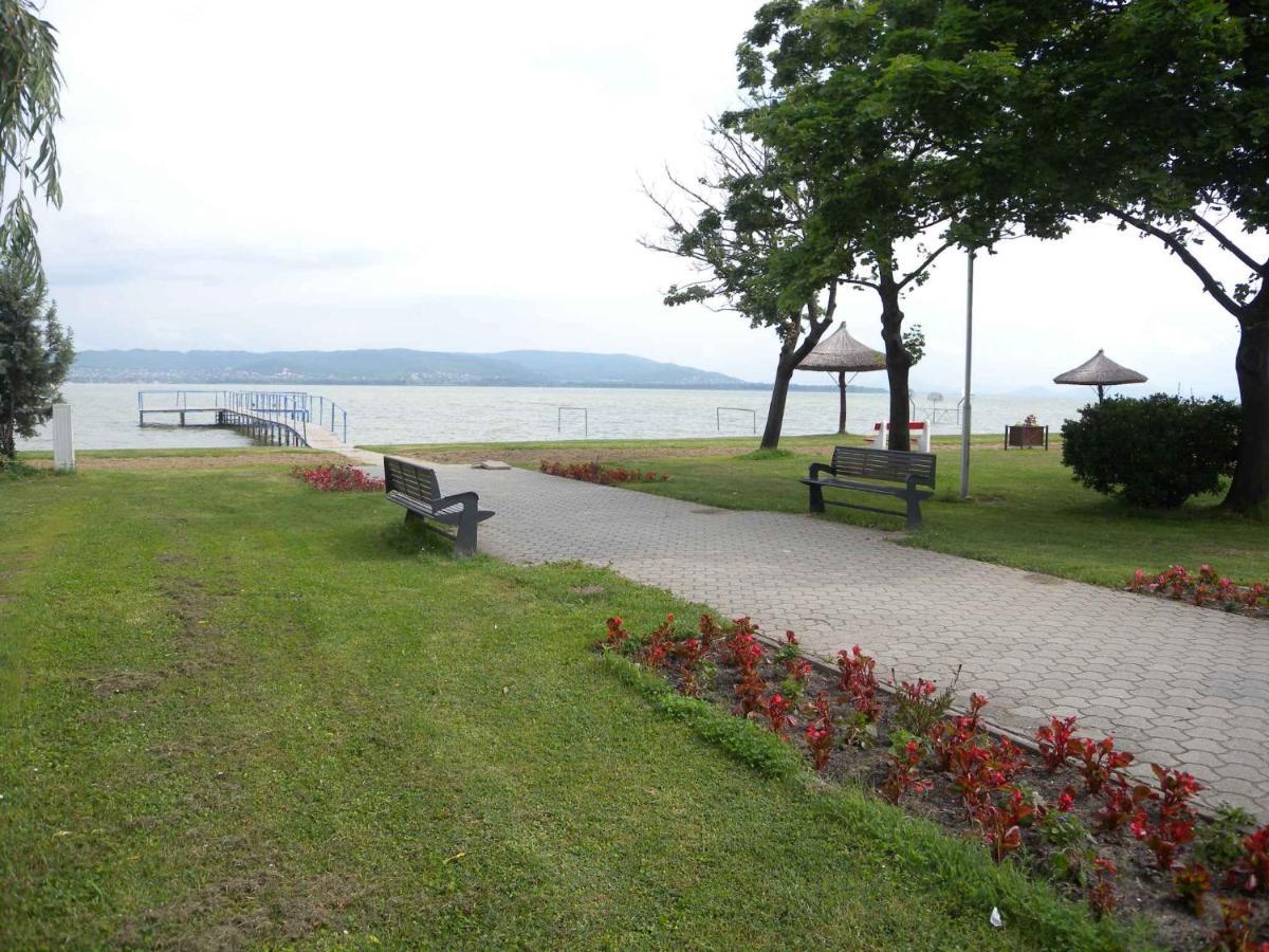 Apartment Balatonbereny 8 Exterior foto